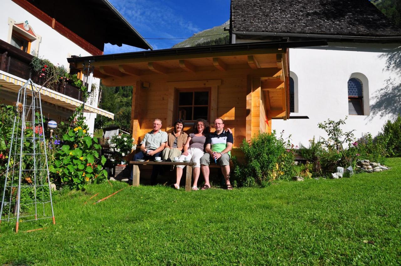 Fruehstueckspension Knappaschneider Prägraten Exterior foto