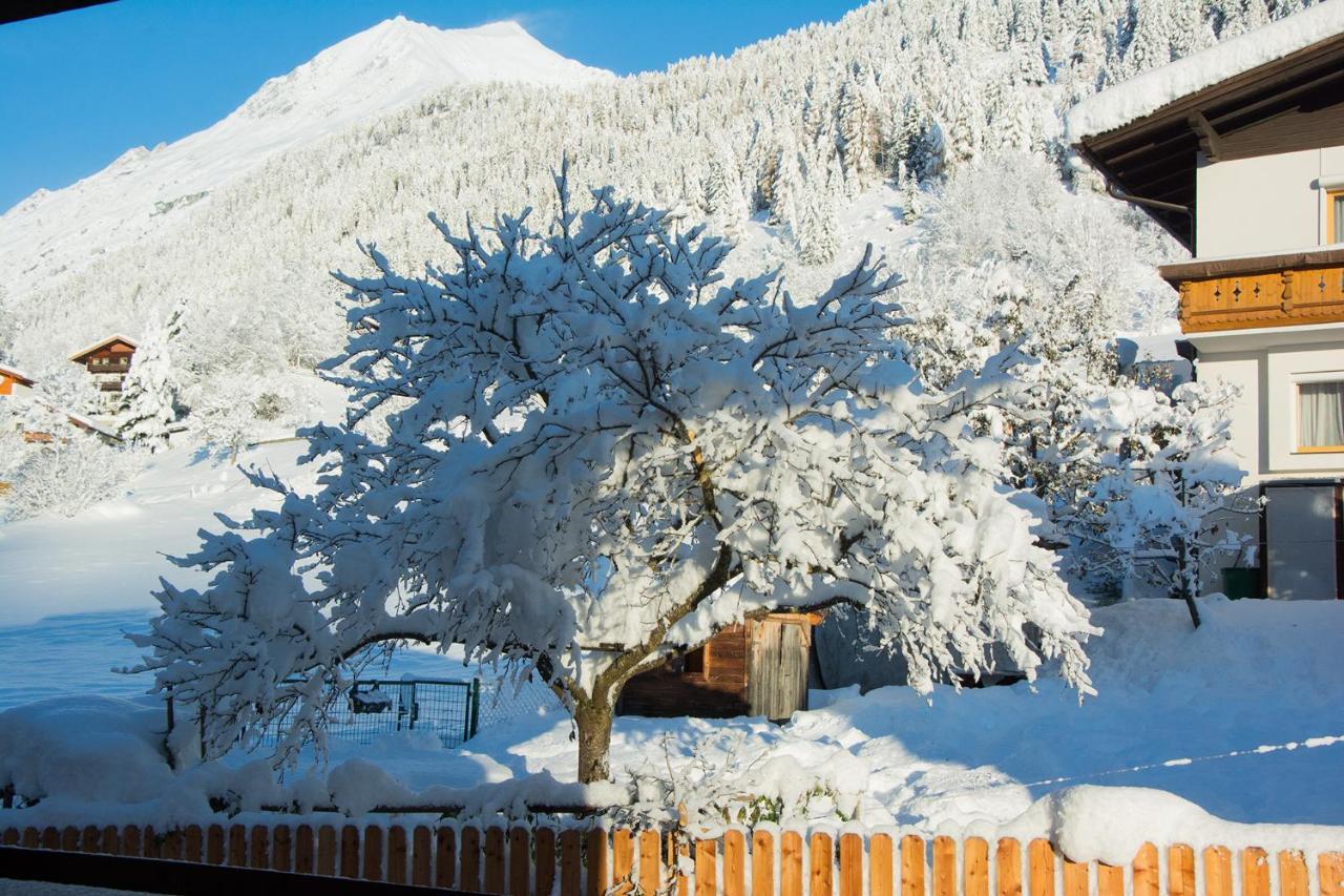 Fruehstueckspension Knappaschneider Prägraten Exterior foto