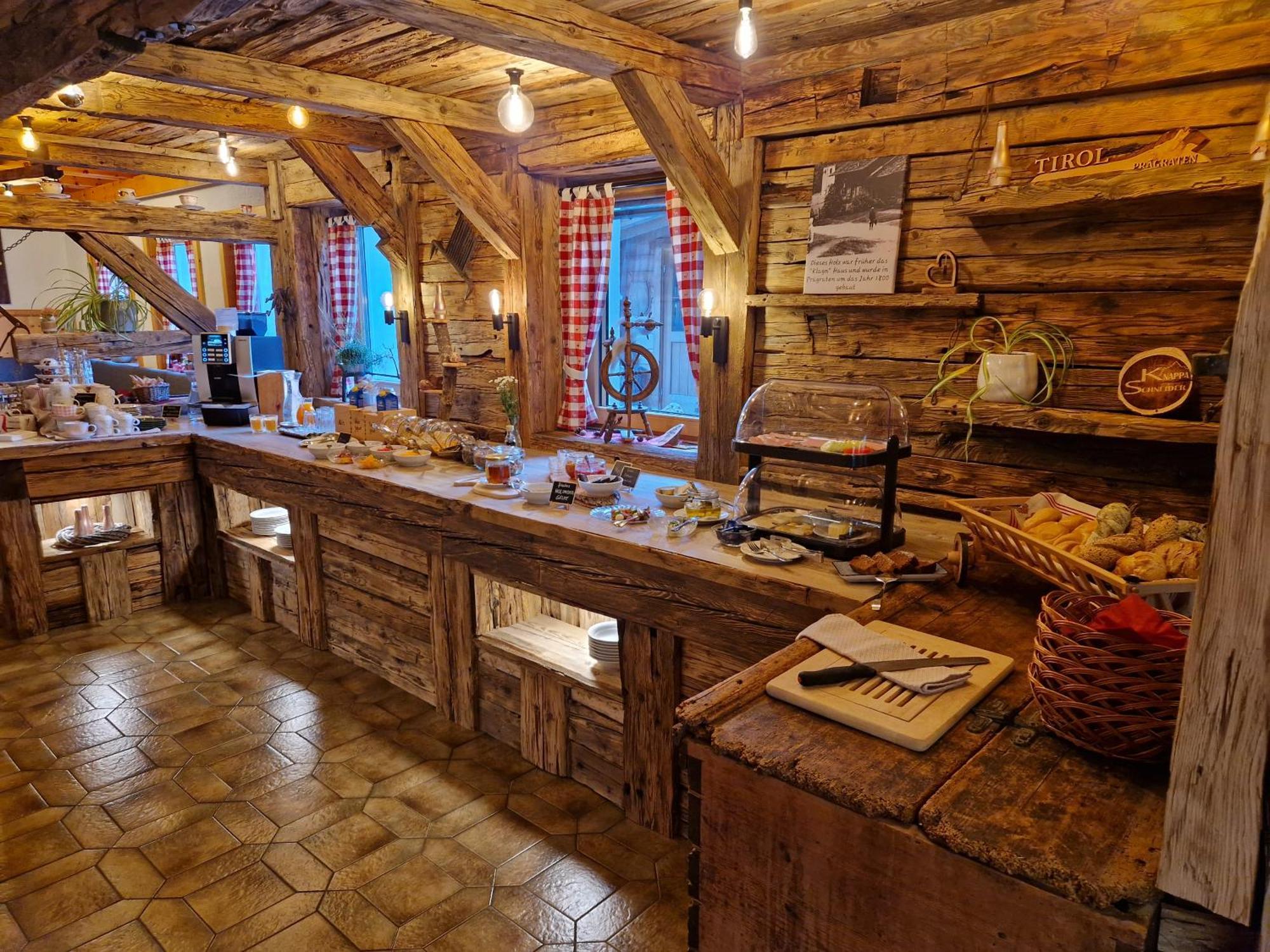 Fruehstueckspension Knappaschneider Prägraten Exterior foto